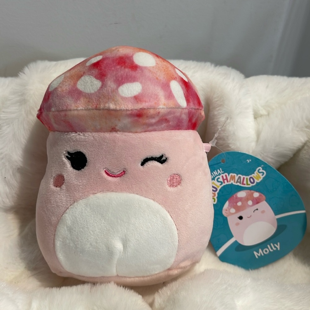 Squishmallow Molly the mushroom 5”